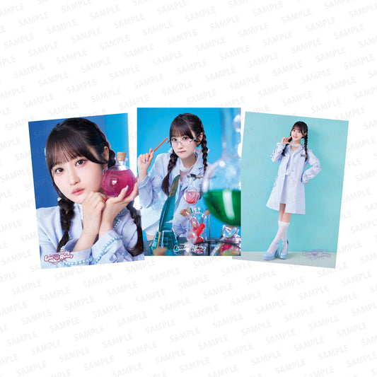 3 Photo Set B (Researcher Yui-chan)