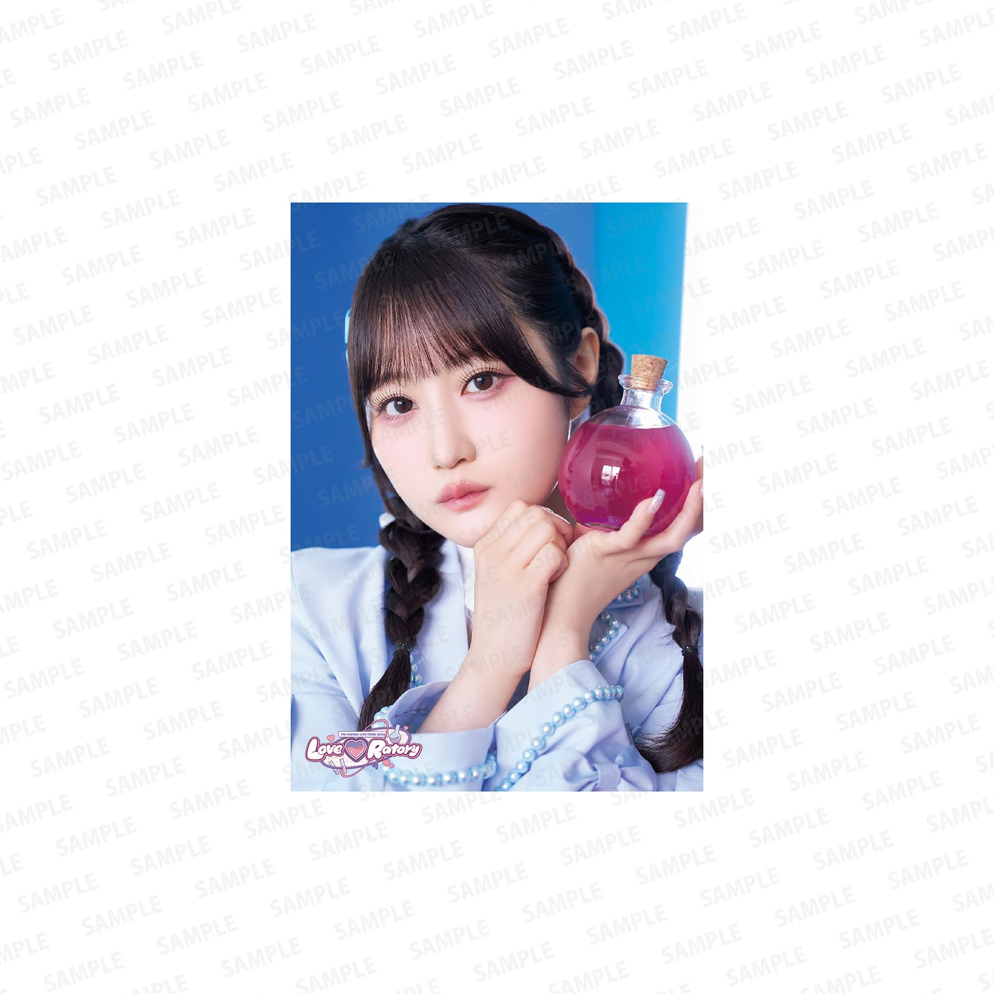 3 Photo Set B (Researcher Yui-chan)
